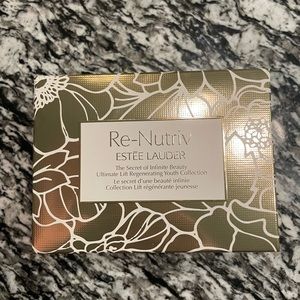 Estée Lauder Renutriv Travel Set